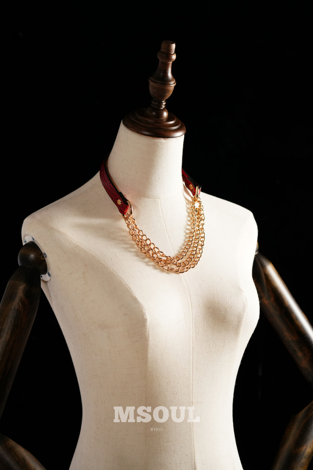 Domme Chain Choker