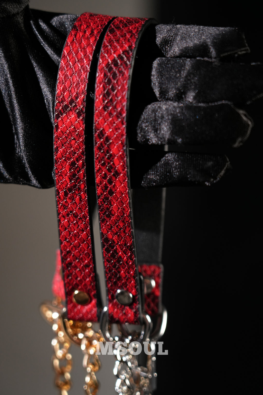 Domme Chain Choker