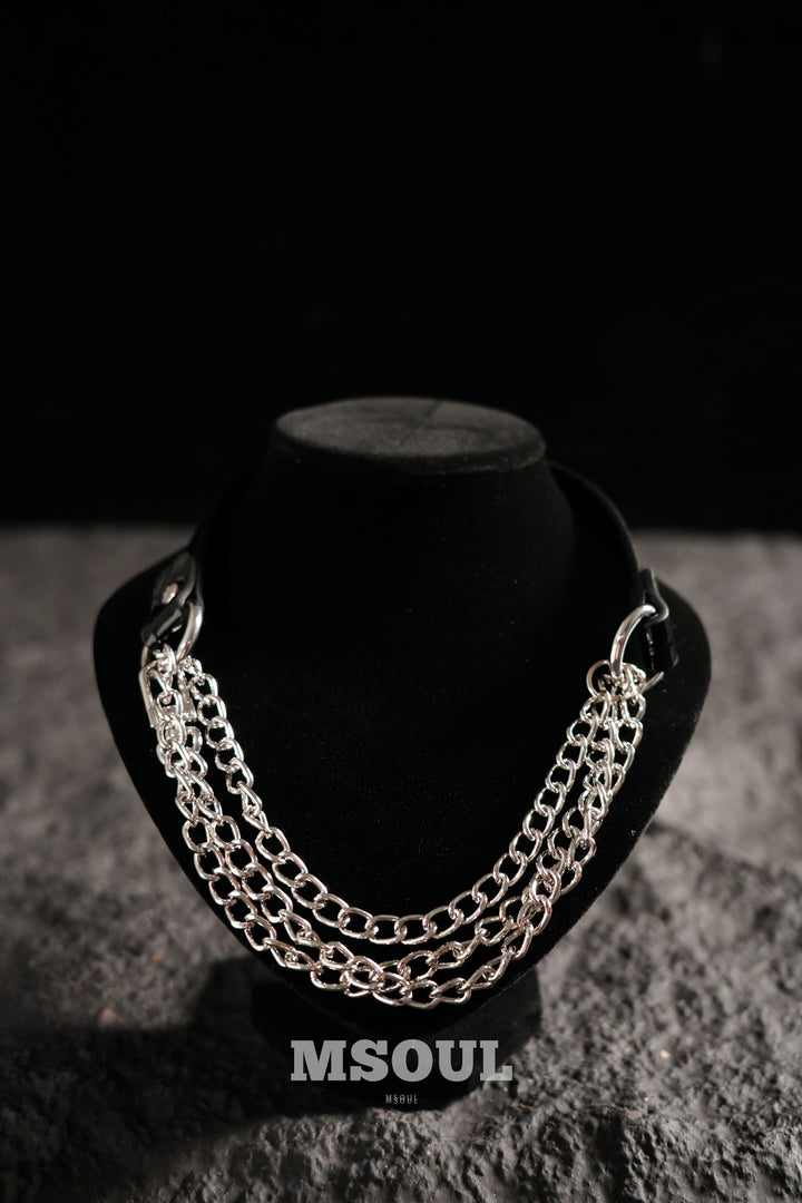 Elegant Chain Choker