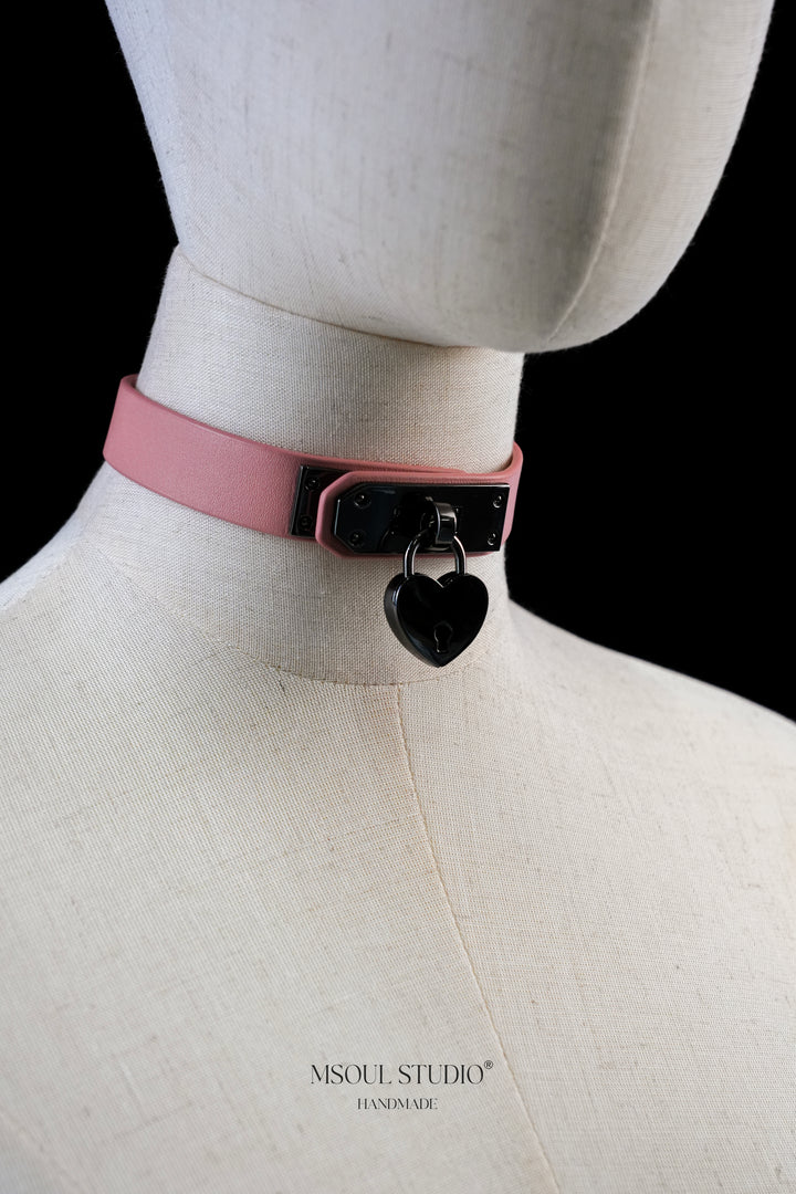 Handmade Kelly Choker