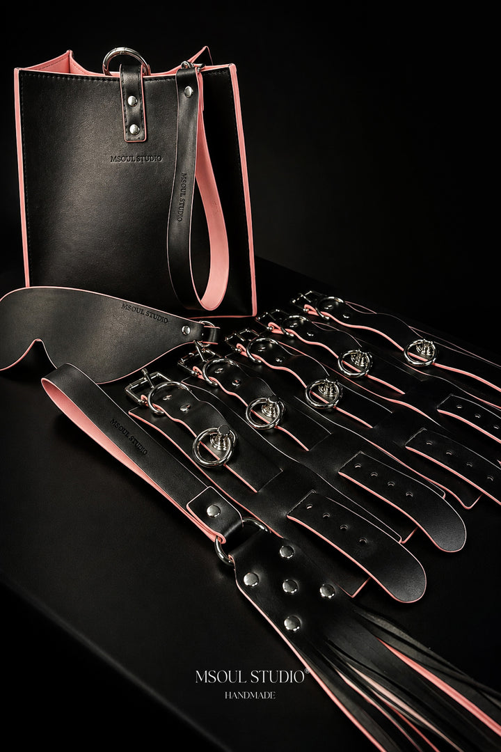 Black Pink bondage kit