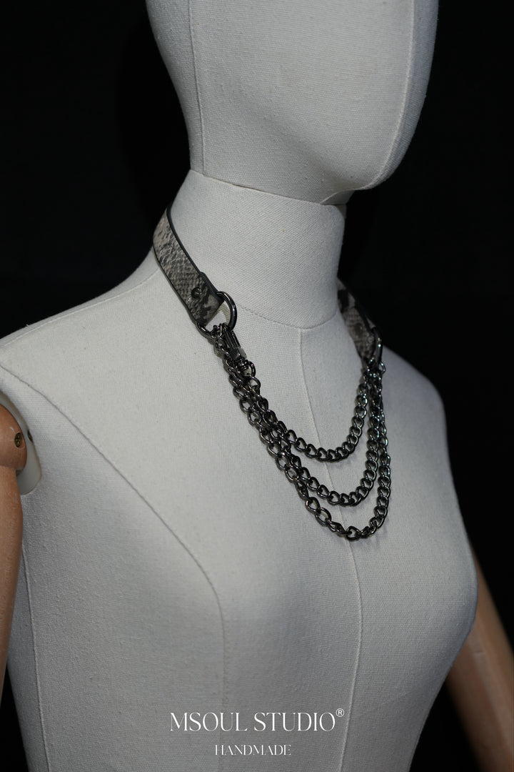 Domme Chain Choker