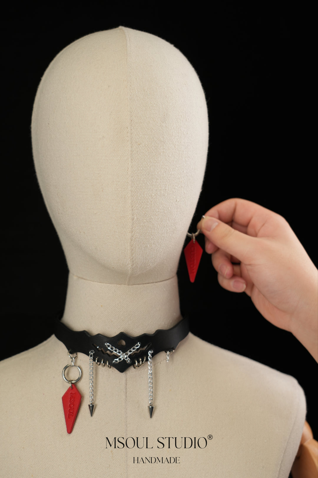 Inferna Sigil Chain Choker