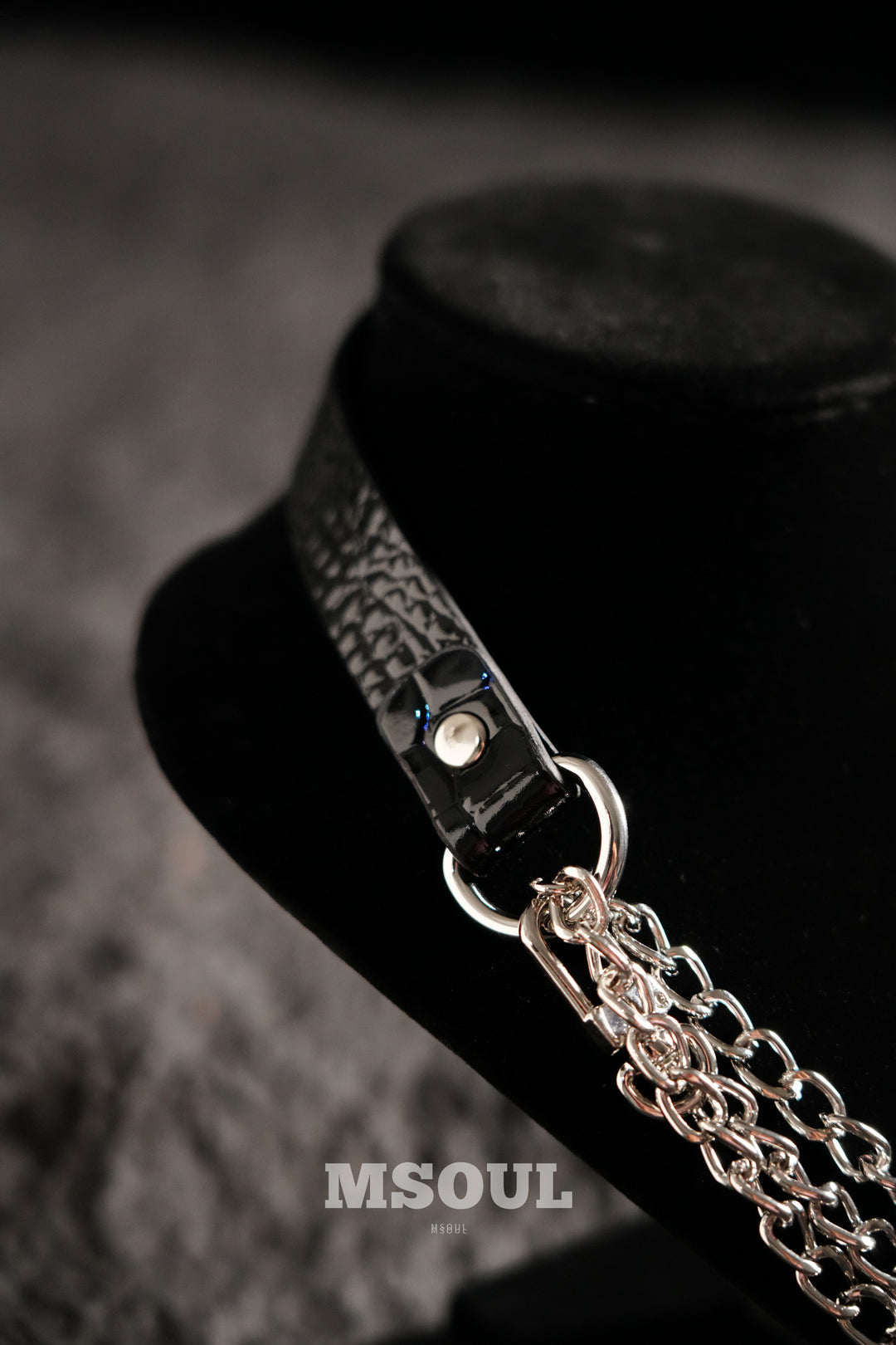 Domme Chain Choker