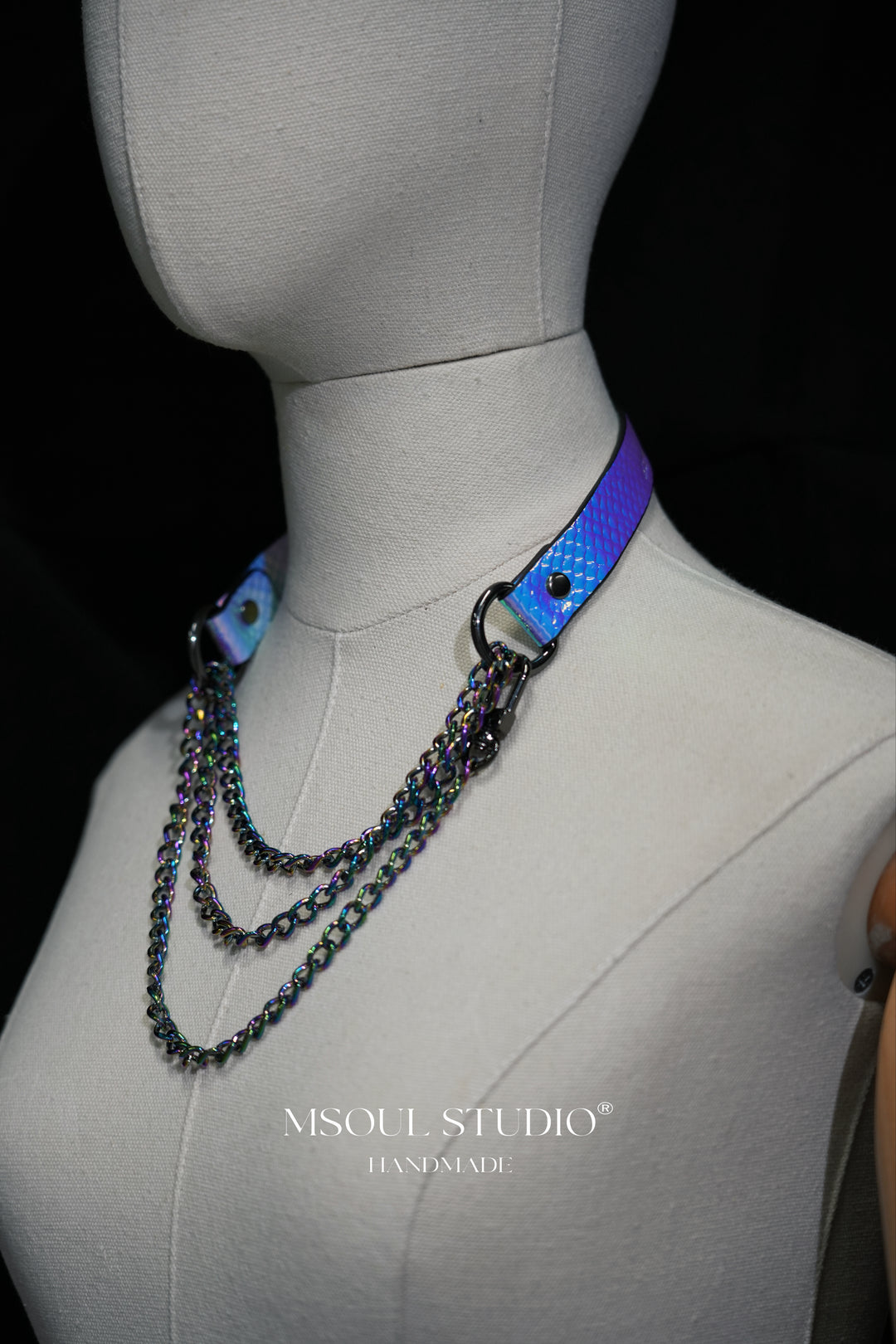 Domme Chain Choker
