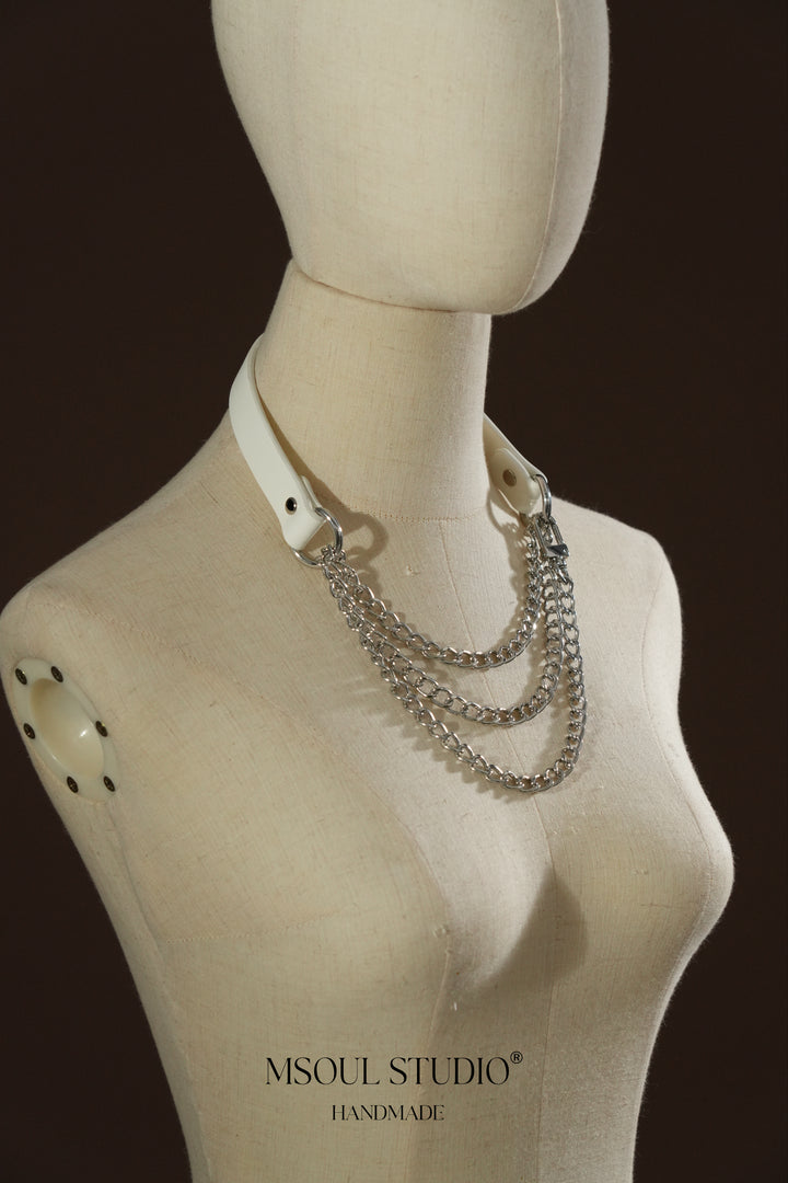 Domme Chain Choker