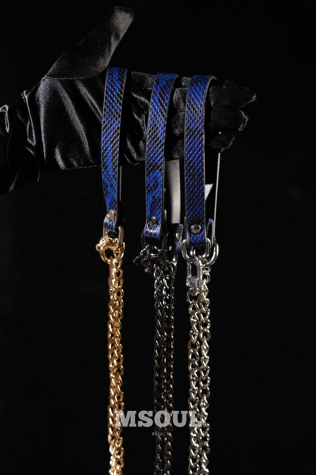 Domme Chain Choker