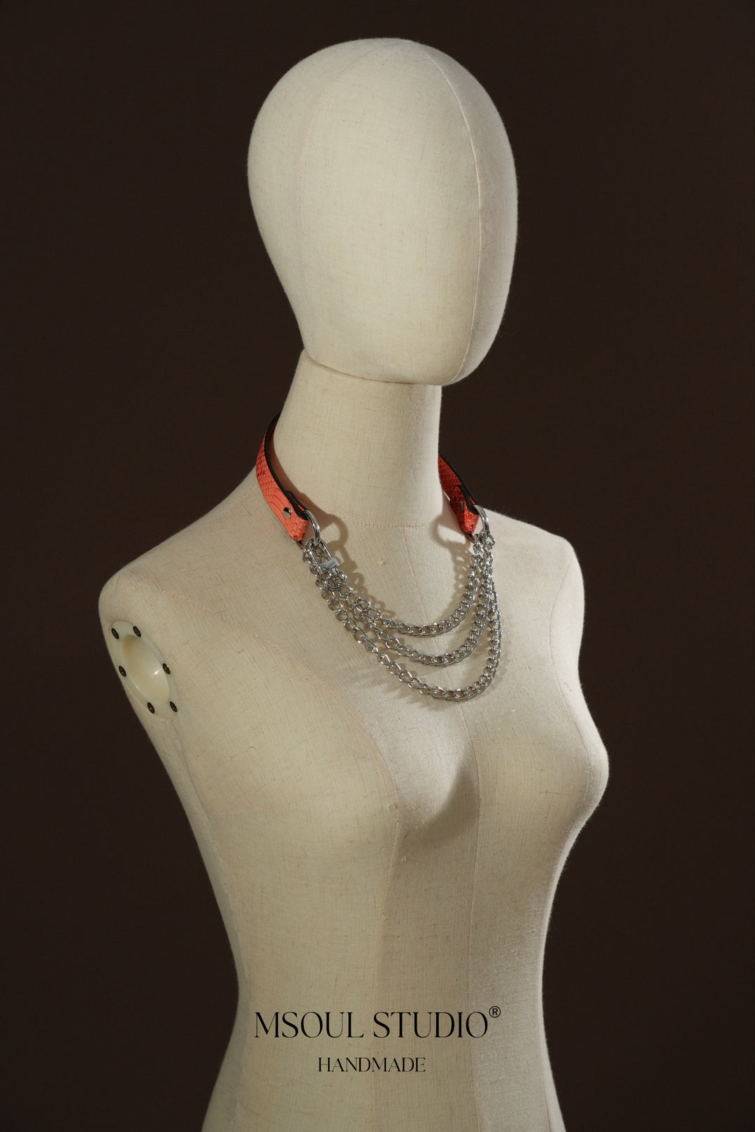Domme Chain Choker