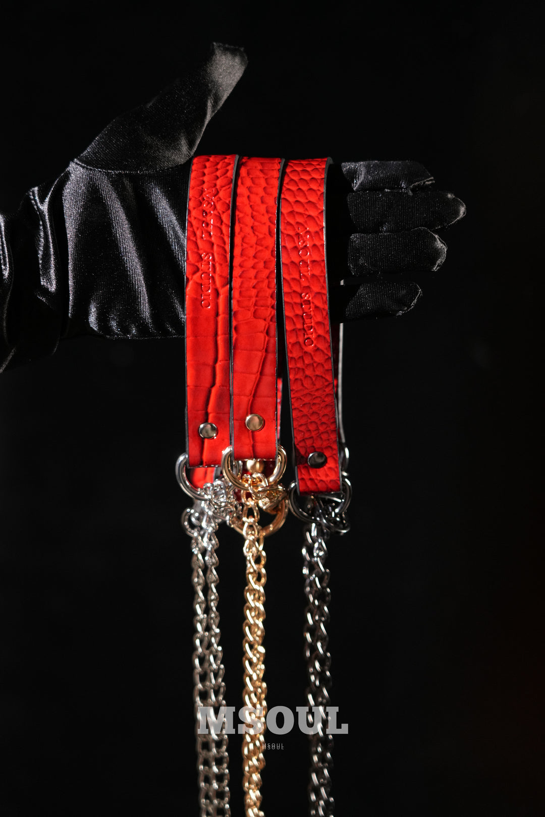 Domme Chain Choker