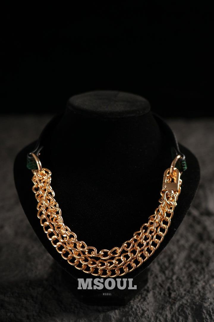Elegant Chain Choker