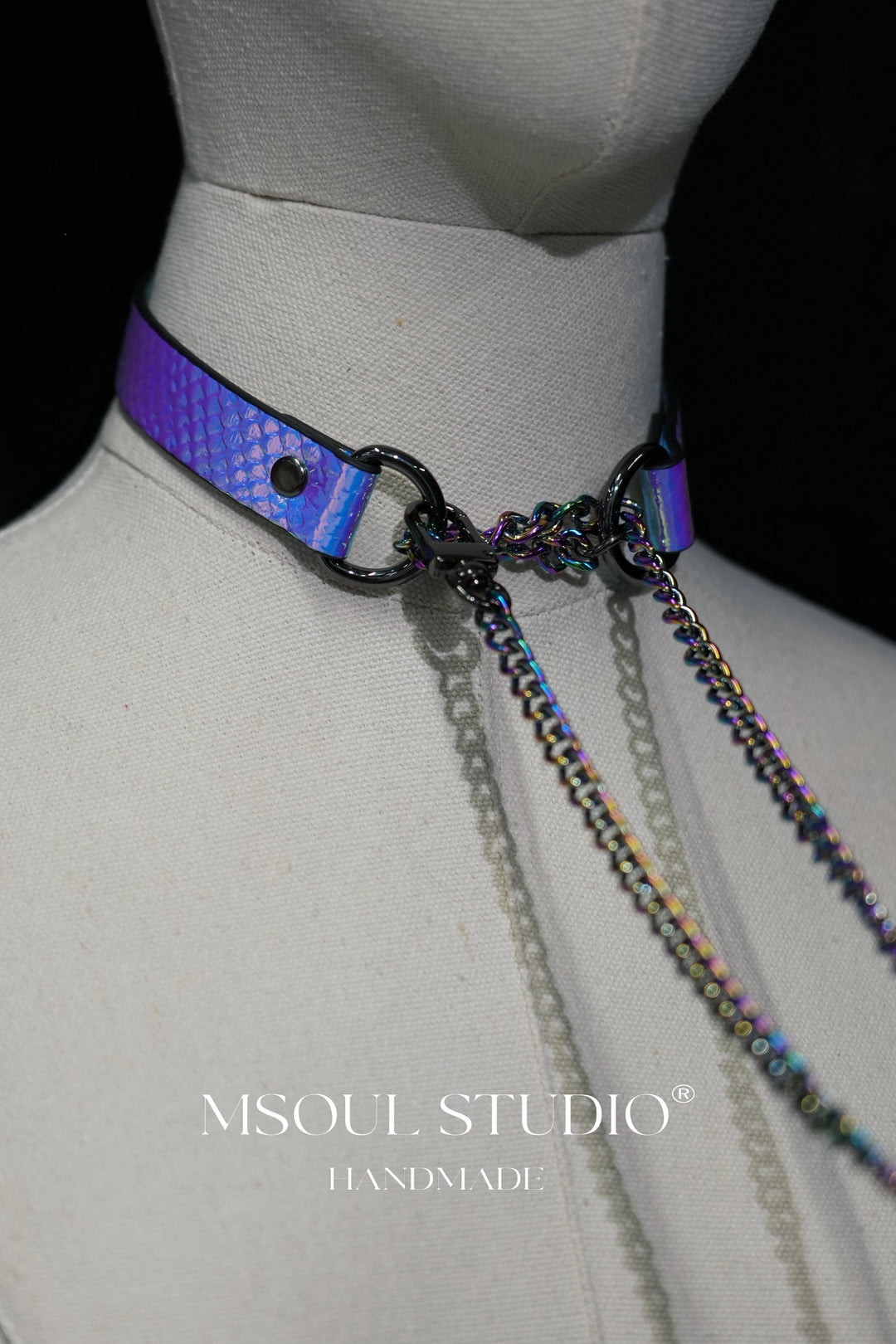 Domme Chain Choker