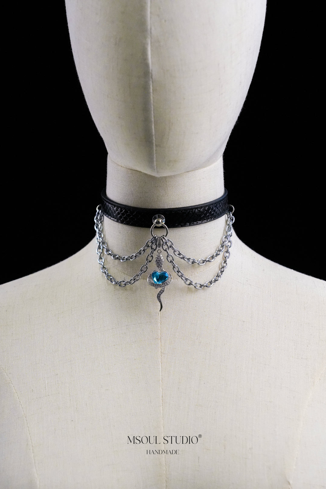 Snake skin Black Choker with Leash