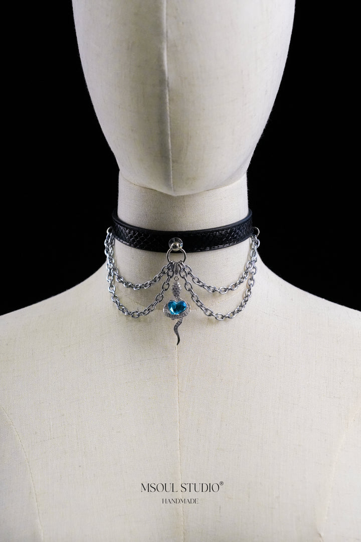 Snake skin Black Choker with Leash