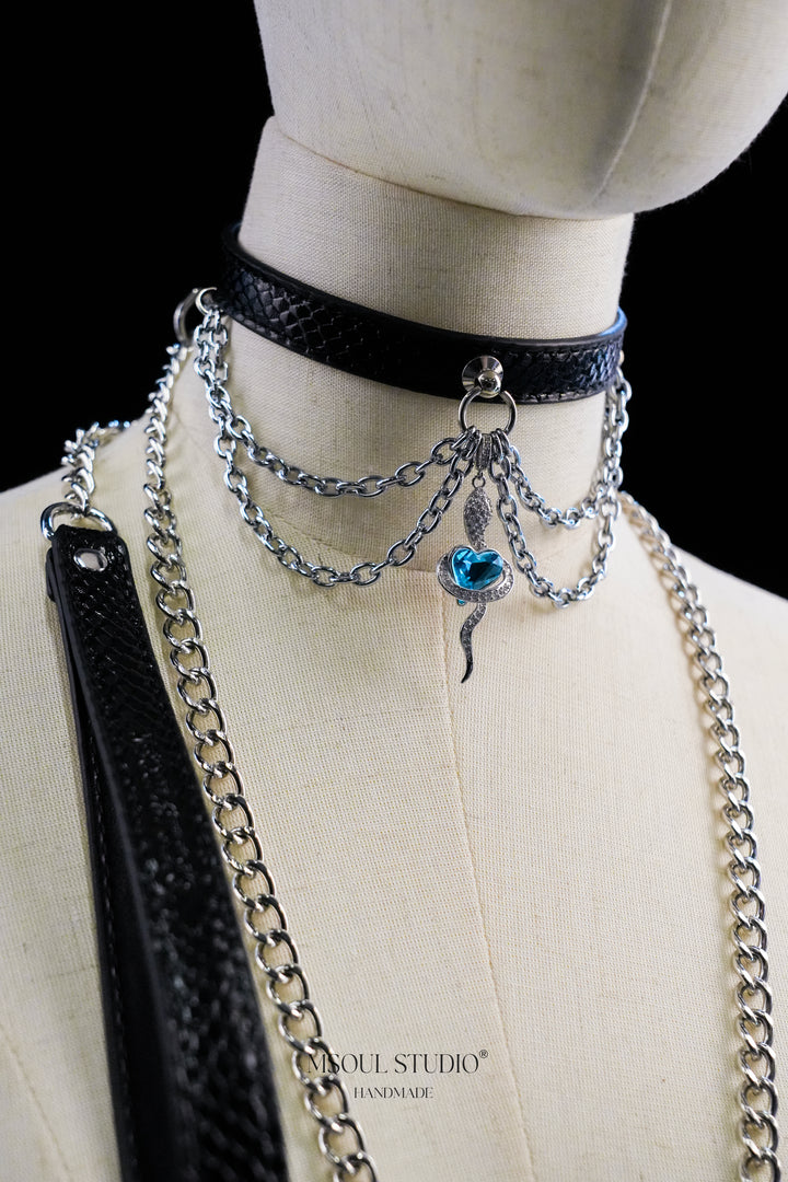 Snake skin Black Choker with Leash