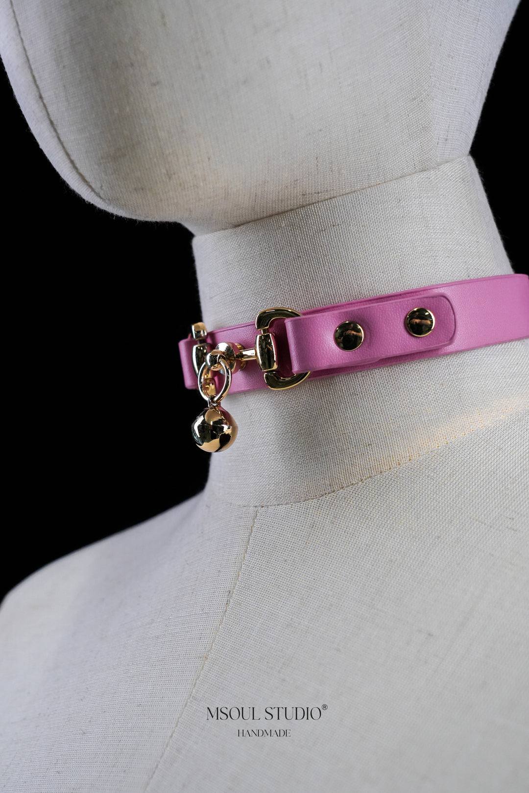 Natural leather Day Choker with Bell