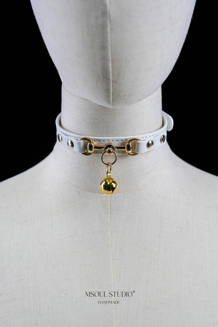 Day Choker with Bell Kitten Gold Chain