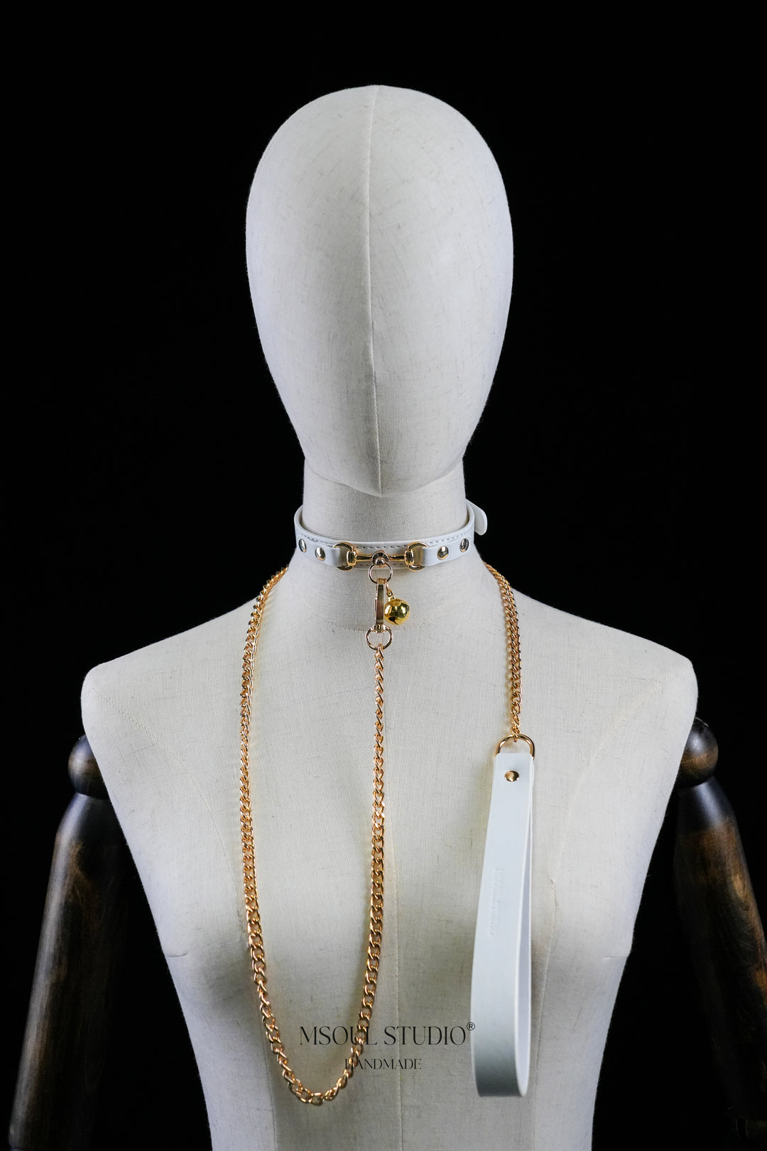 Natural leather Day Choker with Bell