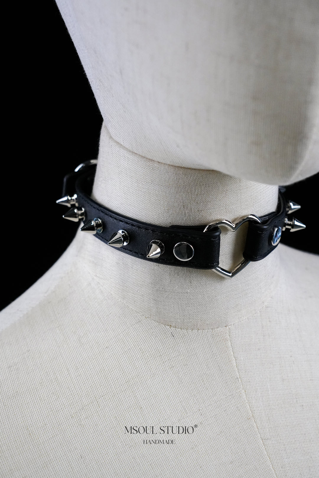 Punk Fashion Spike Choker