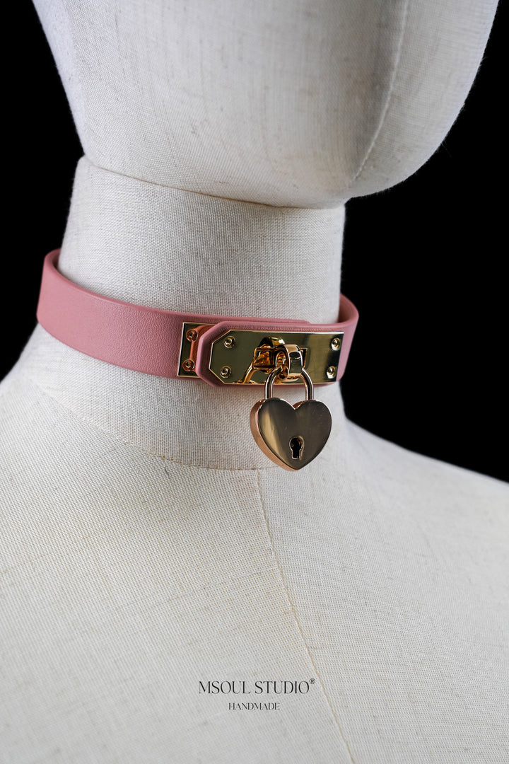 Handmade Kelly Choker