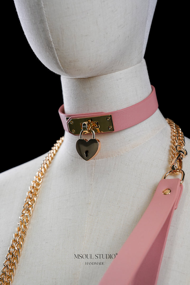 Heart Lock Leather choker