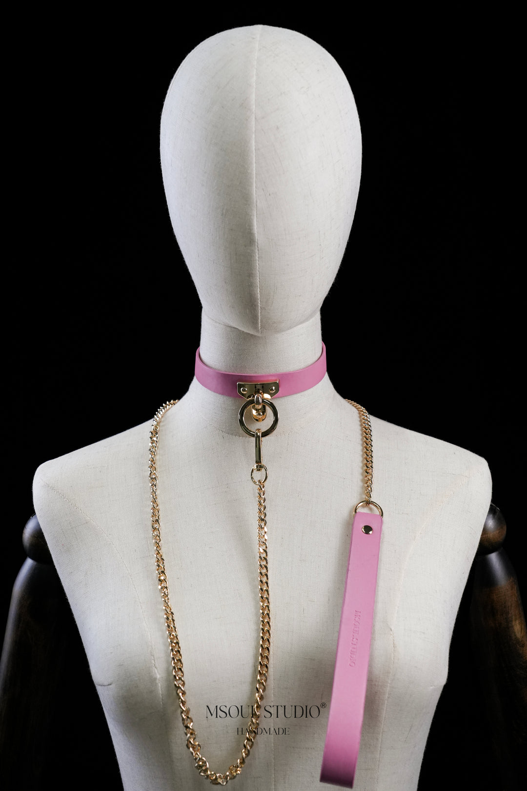Day sub Choker