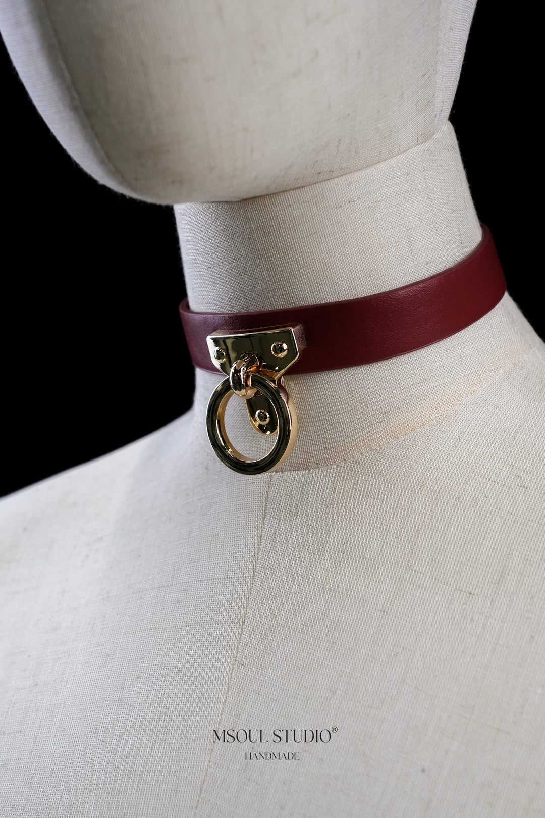 Day sub Choker