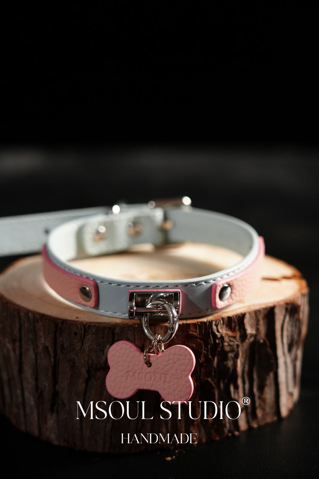 Blue Pink Label Collar