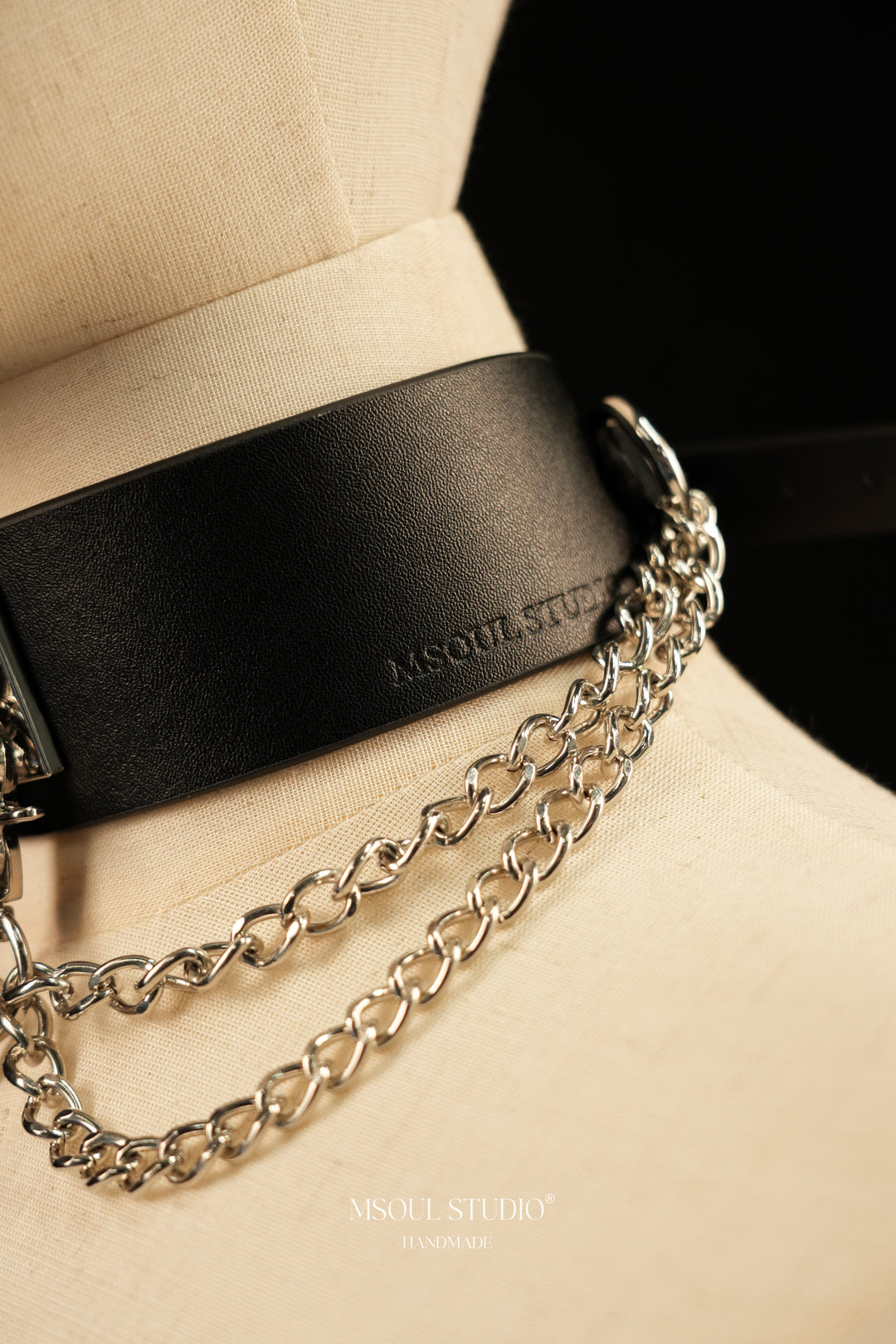 Close-up of the embossed MSOUL STUDIO logo on the Cascade Collar