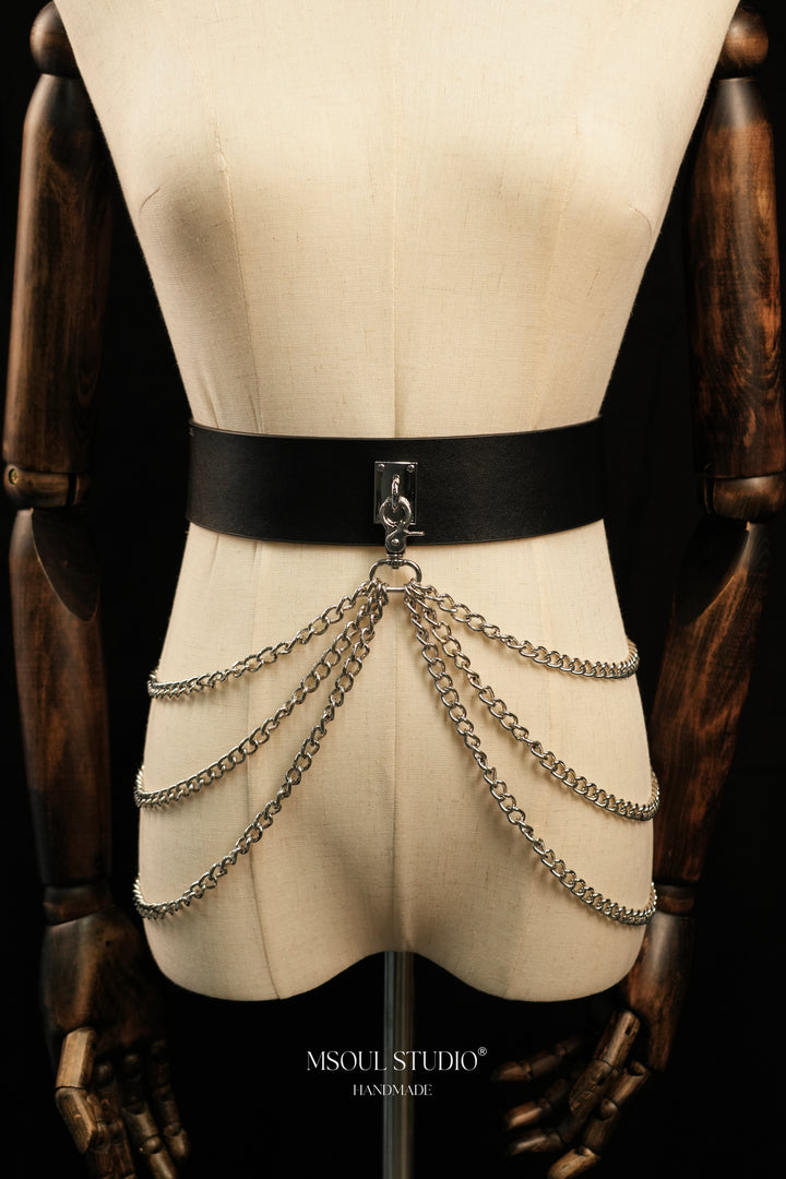 Cascade Chain Belt on a mannequin with draped silver chains