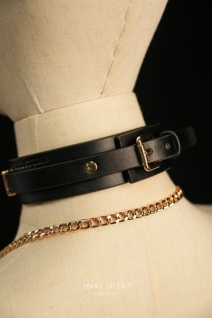 The Accolade Collar — Gold