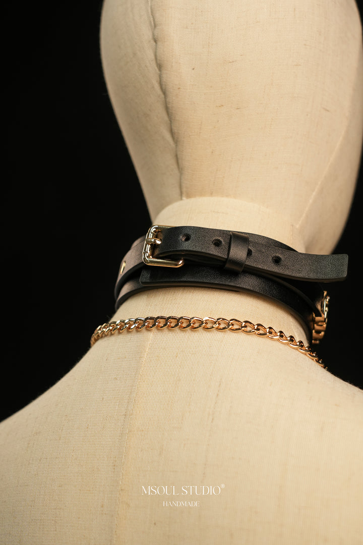 The Accolade Collar — Gold