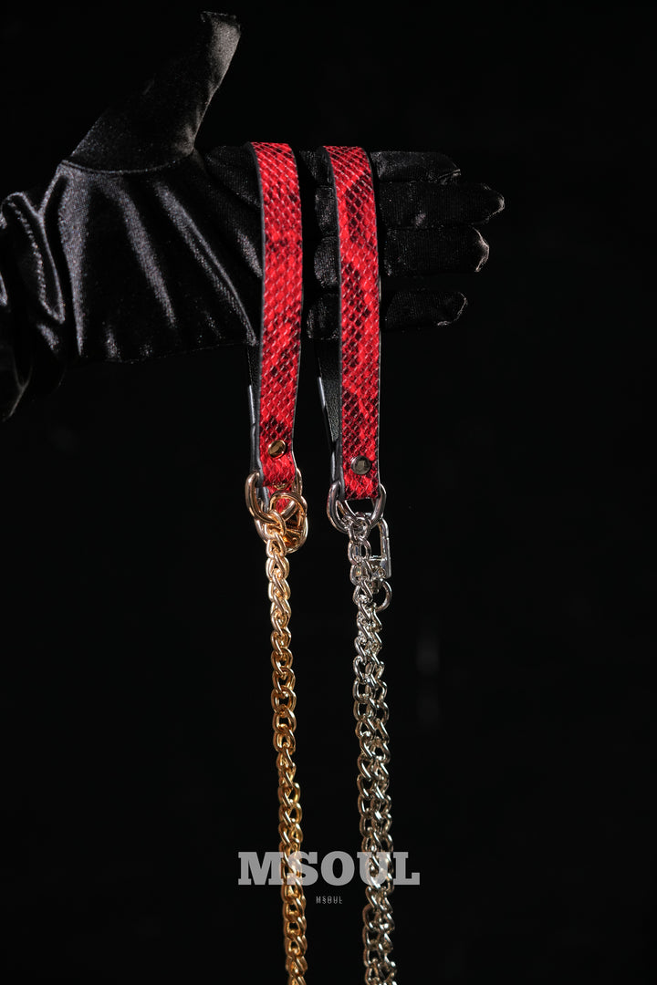 Elegant Chain Choker