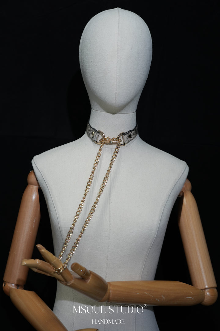 Domme Chain Choker