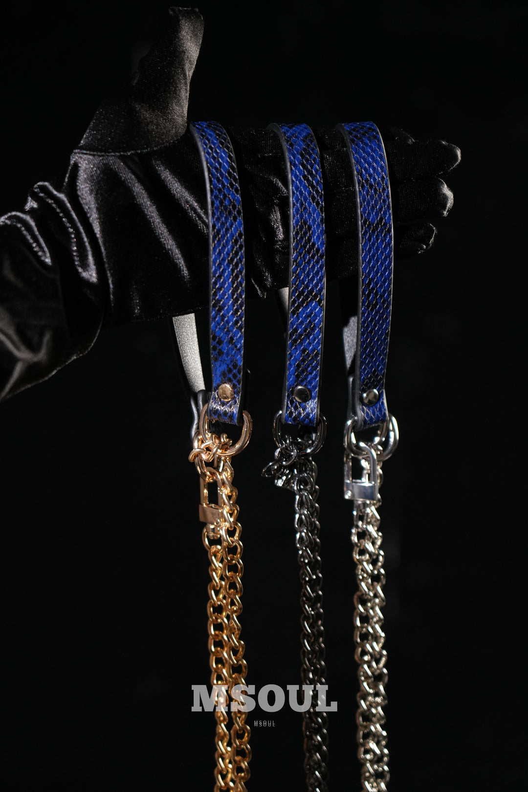 Elegant Chain Choker